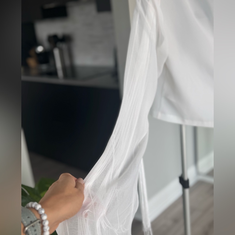 MARCIANO White Lady Alice Fringe Top - Picture 9 of 12